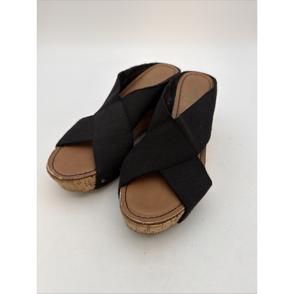 Crown VTG black crisscross canvas straps and a cork platform heel 8.5